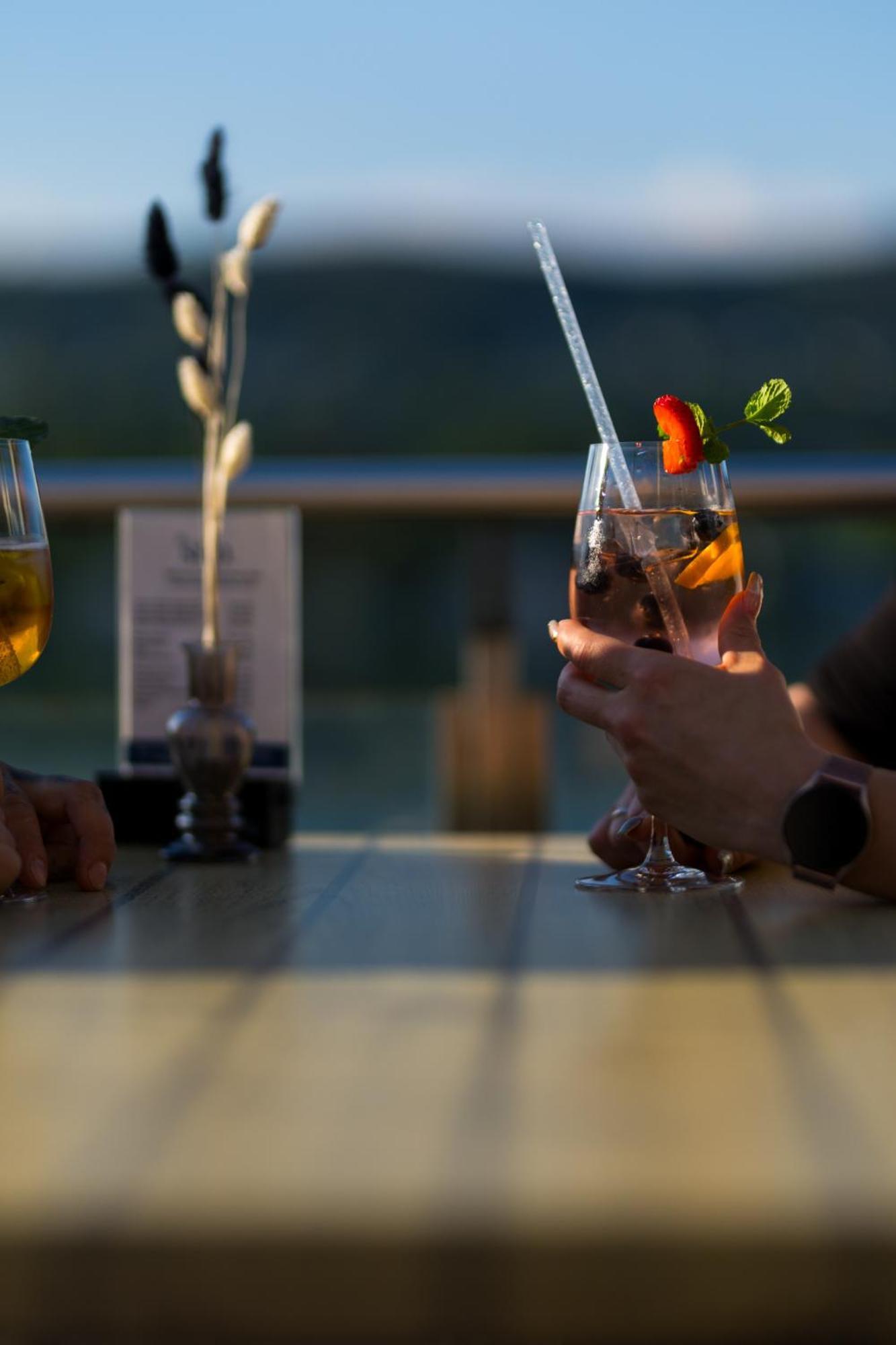 Seehotel Sued By S4Y Velden am Woerthersee Ngoại thất bức ảnh